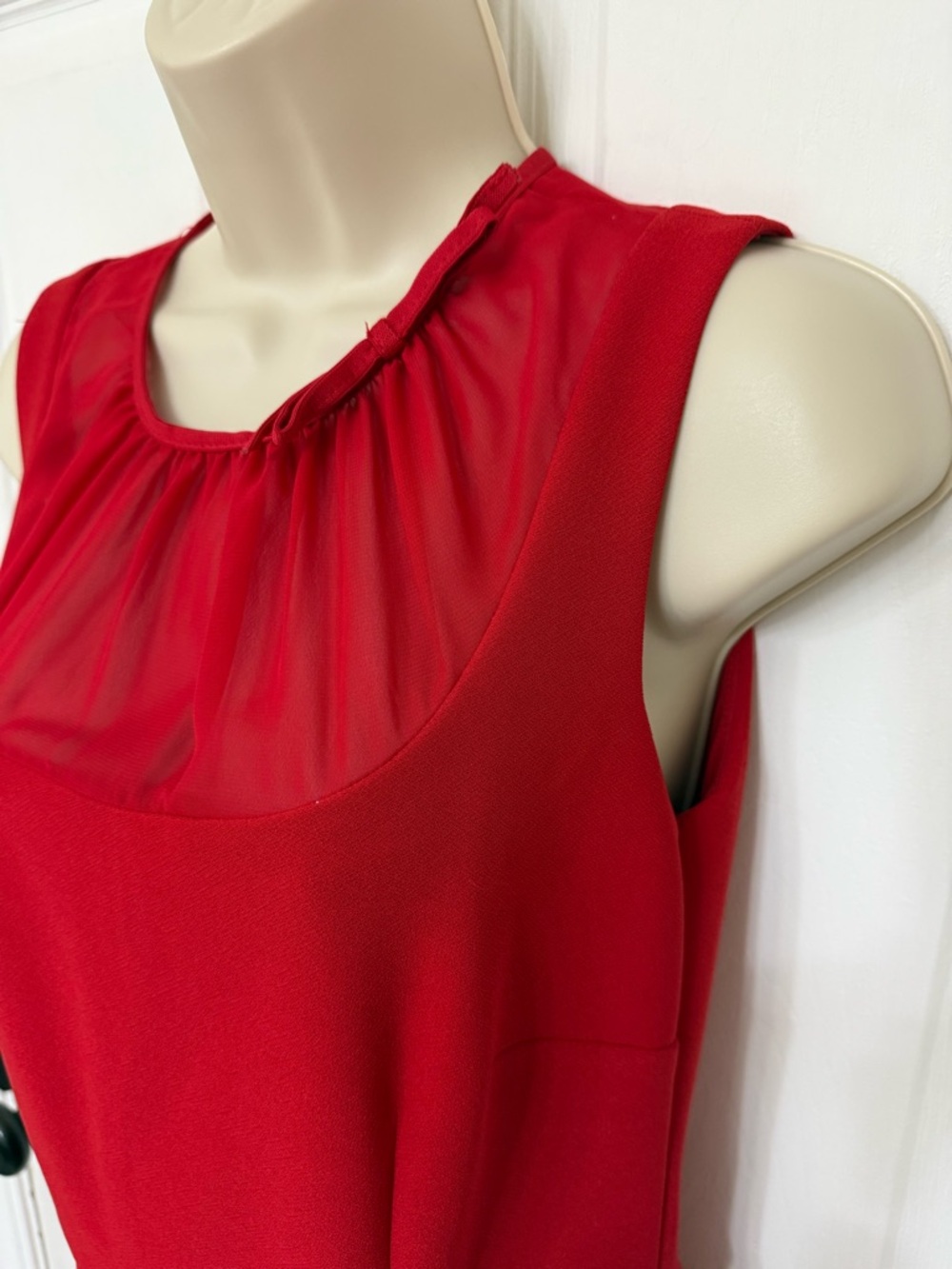 Just Taylor Red Sheath Dress Size 10 Sleeveless Career Work Cocktail Classic - Picture 6 of 13